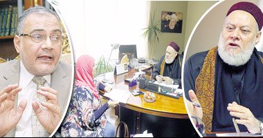 مواجهة بين على جمعة وسعد الهلالى حول الحجاب.. المفتى السابق: ما ذهب إليه شذوذ يخالف الإجماع وينطبق عليه المفتى الماجن.. والحجاب فرض.. وأستاذ الفقه: الكتاب والسنة"حمالين أوجه" وجمعة مش ربنا