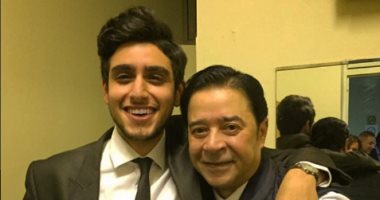 تيام مصطفى قمر ينشر صورة له مع مدحت صالح من مهرجان الموسيقى العربية 