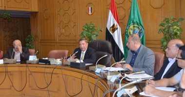  لجنة بالإسماعيلية لمراجعة الموقف القانونى لمشروع فرع الصالون الأخضر