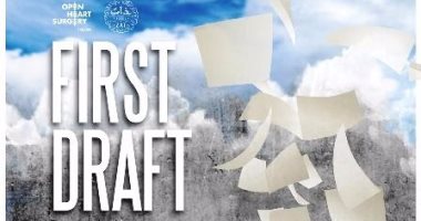 عرض مسرحية  First Draft المأخوذة عن رواية "توقف الآلة" بممثلين مصريين 