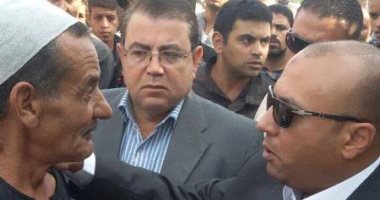 محافظ المنوفية يعفى أهالى قريتى هيت وسروهيت من نصف رسوم الصرف الصحى