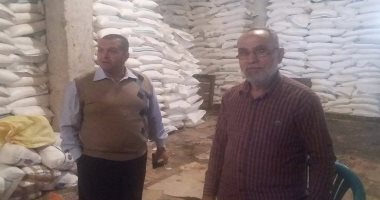 بالفيديو الصور.. الرقابة الإدارية بدمياط تضبط لحوماً فاسدة بشركة حكومية