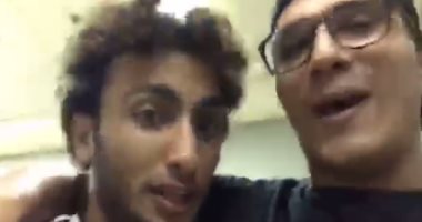 بالفيديو.. مشجع يرصد كواليس احتفالات لاعبى المنتخب بعد الفوز على غانا
