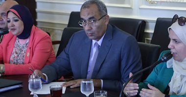 بالصور.. رئيس شعبة الأدوية يطالب بتعديل أسعار الأصناف الدوائية الخاسرة