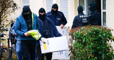 مقتل شخص وإصابة اثنين آخرين فى حادث طعن غربى ألمانيا