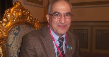أستاذ أنف وأذن: المتابعة أثناء الحمل تجنب الطفل مضاعفات ضعف السمع