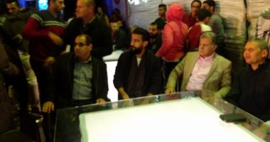 أعضاء النواب أول الحاضرين لحنة باسم مرسى