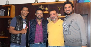 محمد رمضان ينشر الصورة الأولى من جلسات عمل مسلسله مرزوق وإيتو