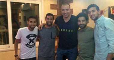 مؤمن زكريا ينشر صورته مع محمد صلاح فى عيد ميلاد أحمد فتحى 