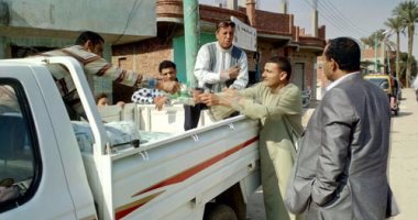 توزيع 17 طن سكر مدعم بـ 7 جنيه ونصف بقرى القوصية فى أسيوط
