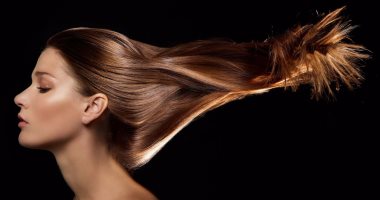 9 نصائح للعناية بشعرك فى المنزل.. تعرفى عليها