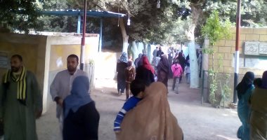 بالصور.. الأهالى يتوجهون لقبر ضحية "شما" ويطالبون بالقصاص