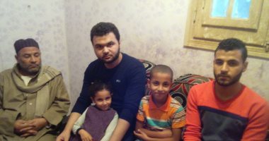 بالفيديو.. والد مفرج عنه بكفر الشيخ:عرفت الخبر من اليوم السابع ونشكر الرئيس