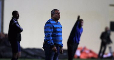 خالد عيد ينهى أزمة مكافأت لاعبى غزل المحلة