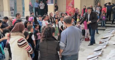 ازدحام فى المسرح المكشوف بسبب مهرجان القاهرة