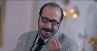 محمد ثروت يصور مشاهده فى "عفاريت عدلى علام" مع الزعيم