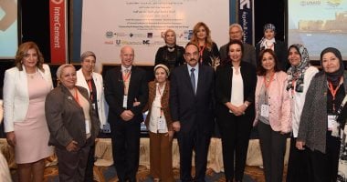 محافظ الإسكندرية: المشروعات التنموية أولوياتنا وتطبيق برنامج"وظفيتك جنب بيتك"