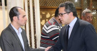 بالصور.. وزير الآثار وزاهى حواس  ومفيد شهاب  يؤدون واجب العزاء فى عبد الحليم نور الدين