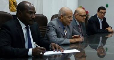 اتحاد عمال مصر بالإسكندرية يستقبل وفد من نظيرة بالسودان