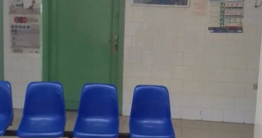 مواطن يشكو من عدم تواجد أطباء بالوحدة الصحية فى إحدى قرى مركز دسوق بكفر الشيخ