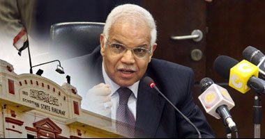 اليوم.. استنئاف الدراسة بمدرسة السكة الحديد بعد توقف 13عاما.. رئيس الهيئة: الدراسة 3 سنوات بعد الإعدادية و100 طالب فى أول عام دراسى.. وتحديد عدد المقبولين وفقا لاحتياجاتنا.. والتعيين بعد التخرج