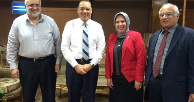 جامعة قناة السويس تشارك فى مبادرة الرائد الجامعى