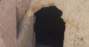 حبس تشكيل عصابى بسوهاج لاتهامهم بالتنقيب عن الآثار أعلى معبد أتريبس