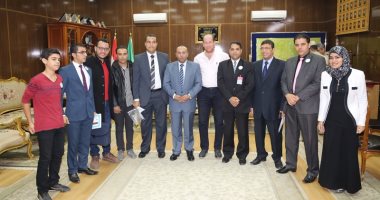 محافظ المنوفية يلتقى وفد الشباب المشارك بمنتدى الحوار الوطنى