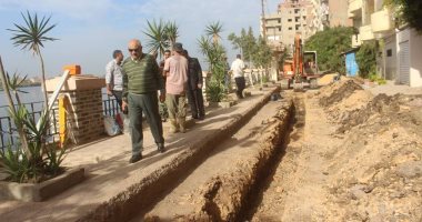 أهالى شارع السلخانة بقنا يطالبون باستكمال توصيل خط الصرف الصحى