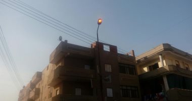 بالصور.. أعمدة الإنارة مضاءة نهارا فى سمنود بالغربية