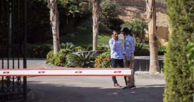 بالصور.. حارس كومباوند نيفين لطفى: تفاجأنا بعد خروج سيارة الضحية أن قائدها القاتل