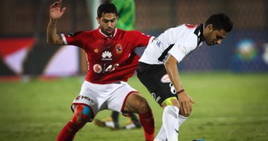أحمد فتحى يشكو لمرتضى منصور من تجاوز جمهور الزمالك فى حقه