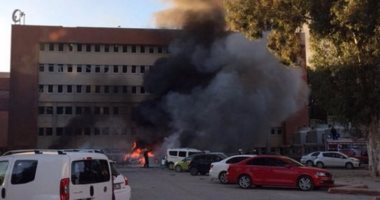 دوجان: الحافلة انفجرت أثناء مرورها قرب سيارة يعتقد أنها ملغومة