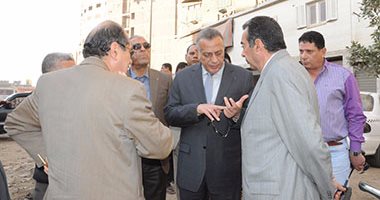 محافظ الجيزة :100 طن سكر لسد العجز بالسلاسل التجارية ومحاضر للمحتكرين