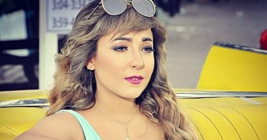 طرح ألبوم إنجى أمين "لعبة مكسرة" على آيتونز وأنغامى