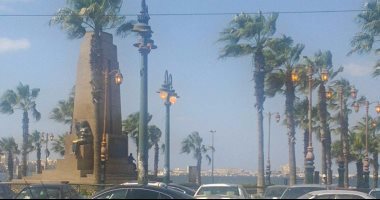 "كهرباء الإسكندرية" ترد على شكاوى إضاءة الأعمدة نهارا فى محطة الرمل