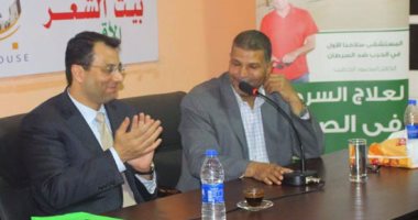 بالصور..بيت الشعر بالأقصر يستضيف أستاذ الأورام بجامعة جورج تاون الأمريكية 