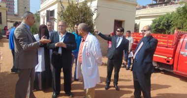 النيابة الإدارية تعاين مستشفى حميات الزقازيق بواقعة انتشار النفايات والقطط