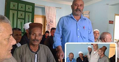بالصور.. نار الأسمدة تحرق جيوب فلاحى دمياط.. سعر شيكارة اليوريا يصل لـ250 جنيها بالسوق السوداء.. نقيب الفلاحين للحكومة: مينفعش الفلاح يتحاسب على زيادة سعر الشيكارة وهى موجودة بالمخازن منذ أكثر من عام