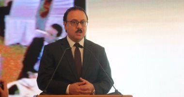 وزير الاتصالات: رخص الاتصالات الدولية متاحة لشركات المحمول من الغد