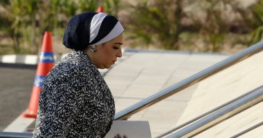 تشييع جثمان والد حرم الرئيس السيسى من مسجد المشير بالتجمع الخامس