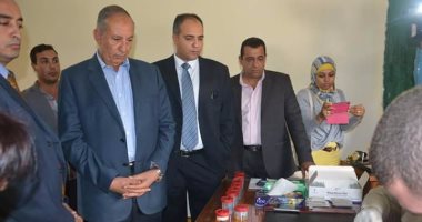 بالصور.. محافظ البحر الأحمر يتابع أعمال لجنة مكافحة الإدمان وتعاطي المخدرات بالمحافظة