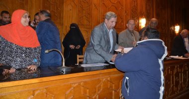 محافظ الإسماعيلية يسلم 192 عقد تمليك للوحدات السكنية بمدينة المستقبل