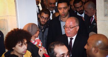 وزير الثقافة يتفقد متحف النحت المفتوح بأسوان