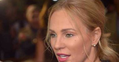 شيرين رضا لوزير السياحة بعد واقعة "حمار الهرم": "شوف حل للإهمال ده" 