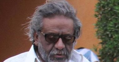 الكاتب حسان دهشان يسلم أول 5 حلقات من "طاقة نور" لهانى سلامة