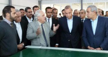 وزير التجارة: مصنع الطاقة المتجددة بقنا يوفر 2500 فرصة عمل لأبناء المحافظة