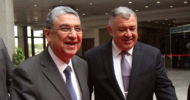 بالصور.. بدء مؤتمر صحفى لوزيرا الكهرباء والإنتاج الحربى حول المعرض الدولى للكهرباء