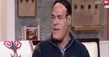 بالفيديو.. حسين أبوحجاج لـ ست الحسن: ضربت مراتى "قلم" واحد فى حياتى وبغضب لـ"سب الدين"