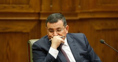أسامة هيكل: "قوانين الإعلام هتتعمل هتتعمل لأنها التزام دستورى"